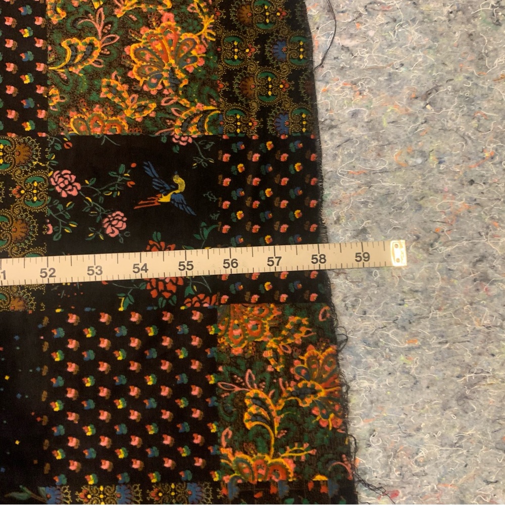 Still Available - Vintage 70s faux patchwork cotton fabric sewing - Picture 9 of 11